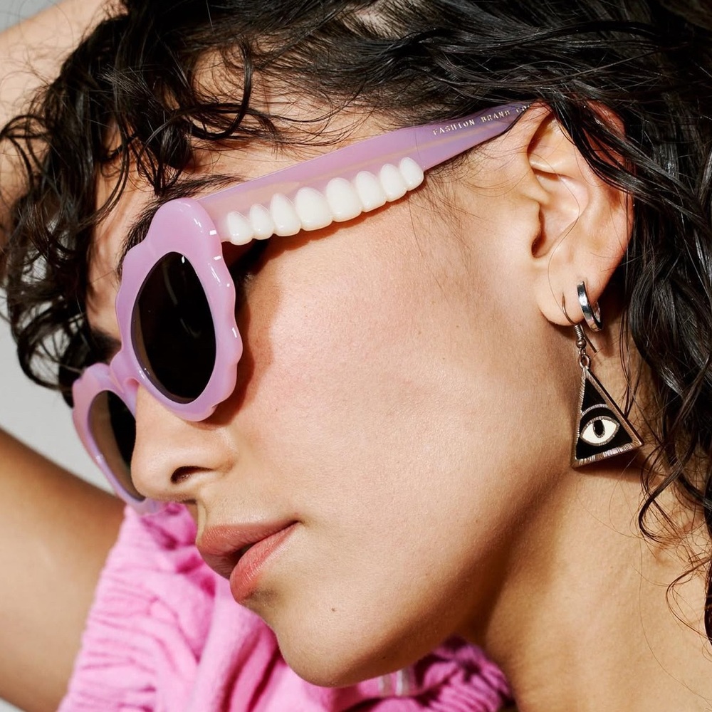 Fashion Brand Company Pink Teeth Sunglasses - Picture 2 of 10